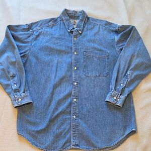 Vintage Banana Republic Adventure Outfitters Travel Blue Denim Button Up Shirt